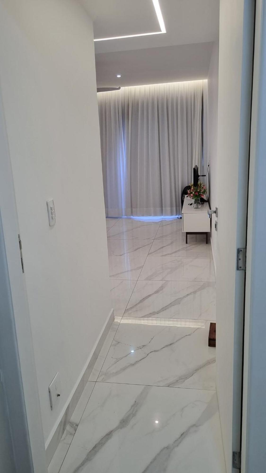 Apto Na Regiao De Vitoria-es